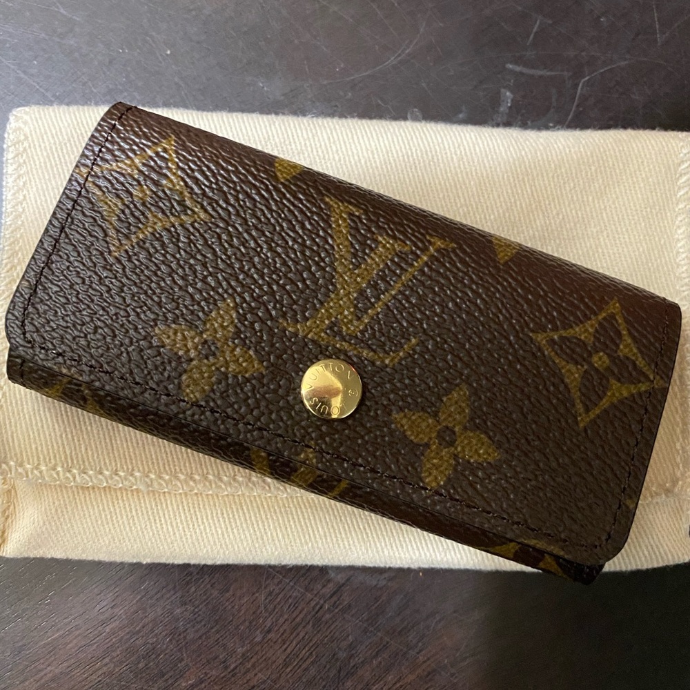 Louis Vuitton 4 Key Holder Monogram